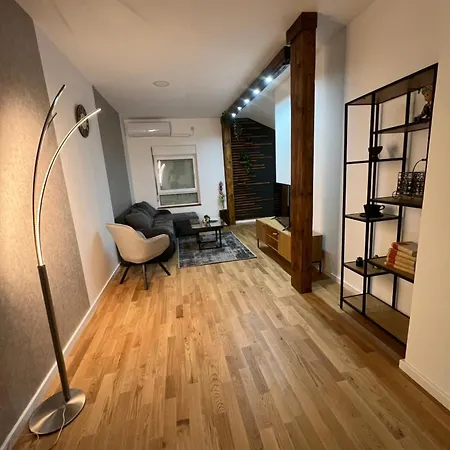 Liboroapartments Ni